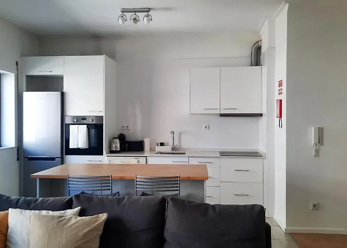 Lovely 2-Bedroom Apartment - Near Braga City Center!