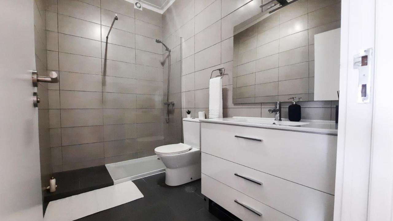 Apartment Lovely 2-bedroom - Near Center! *