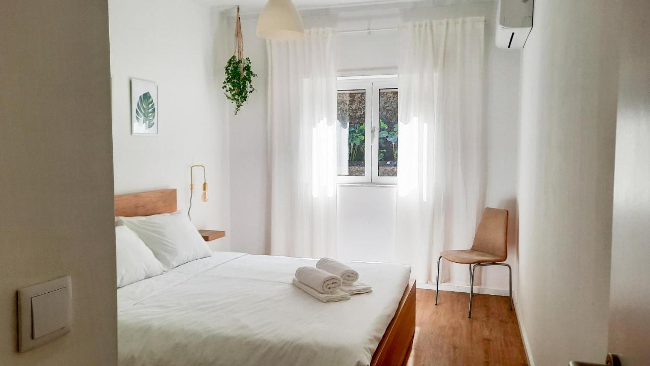 Lovely 2-bedroom - Near Center!